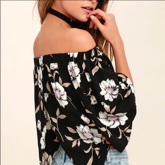 Lulus off the shoulder top - Picture 3 of 6